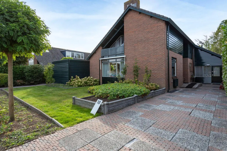 Margrietstraat 10, Ooltgensplaat