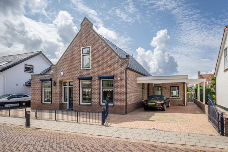 Schoolstraat 7, Stellendam