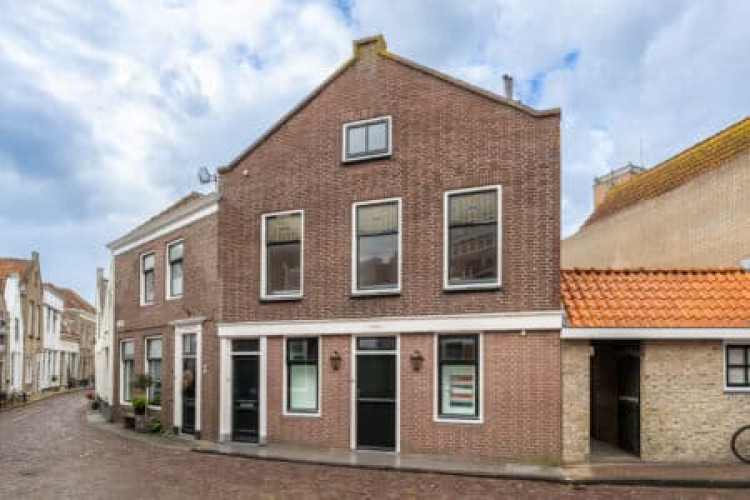 Sint Joris Doelstraat 6 - 8, Sommelsdijk