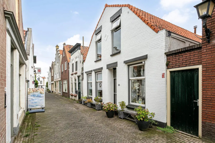 Straatdijk 13, Dirksland