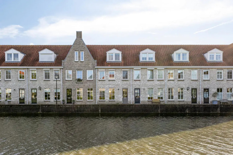 Singelkade 66, Middelharnis