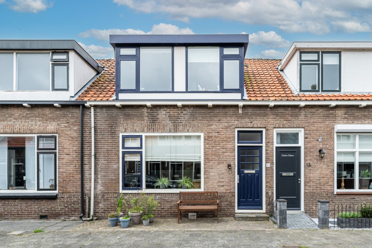 Dirk Bosstraat 11, Middelharnis