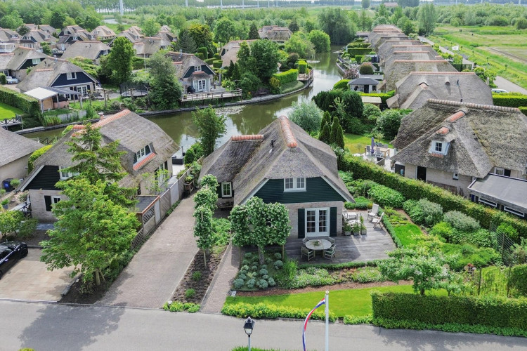 Laan van Nieuw-Zeeland 2, Middelharnis