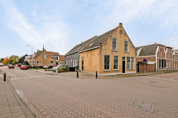 Langeweg 19, Sommelsdijk