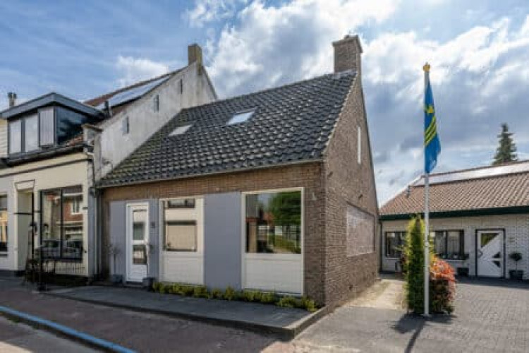 Stationsweg 7, Dirksland