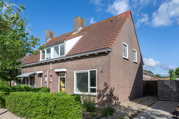 Lijsterbesweg 6, Middelharnis