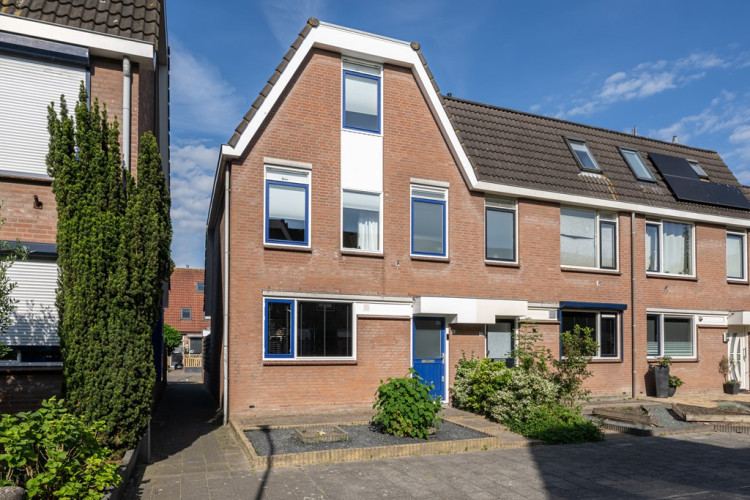 Tuinfluiter 12, Sommelsdijk