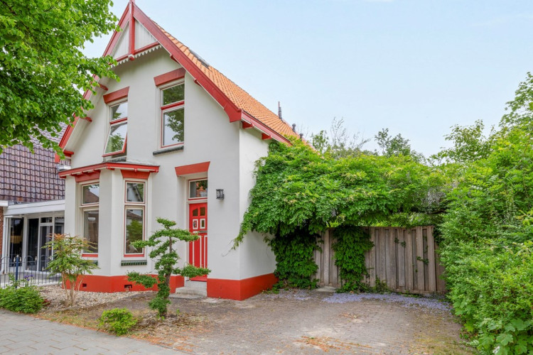 Hobbemastraat 51, Middelharnis
