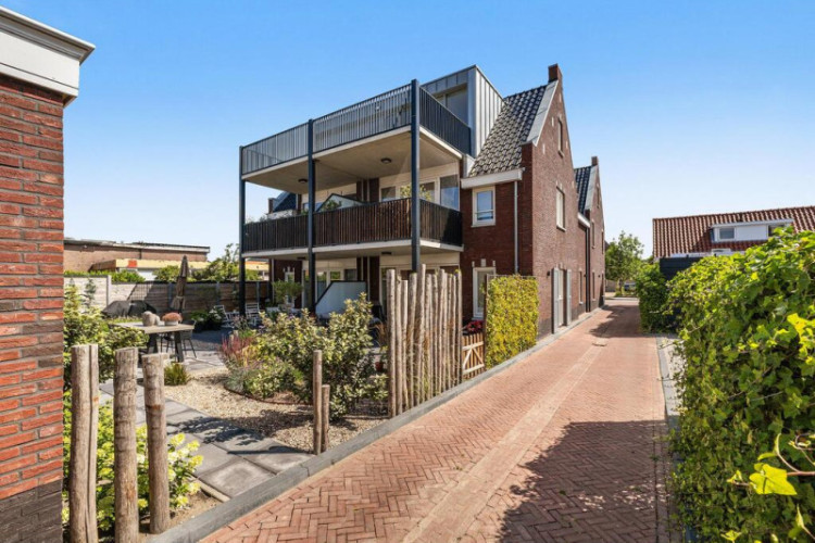 Broekweg 10, Ouddorp