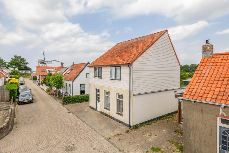 Jan Deugtstraat 9, Herkingen