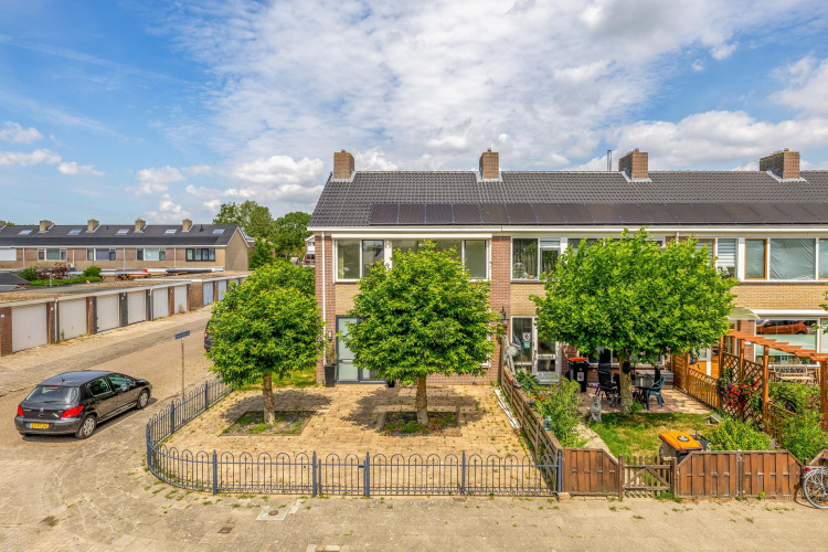Lincolnplein 1, Oude-Tonge