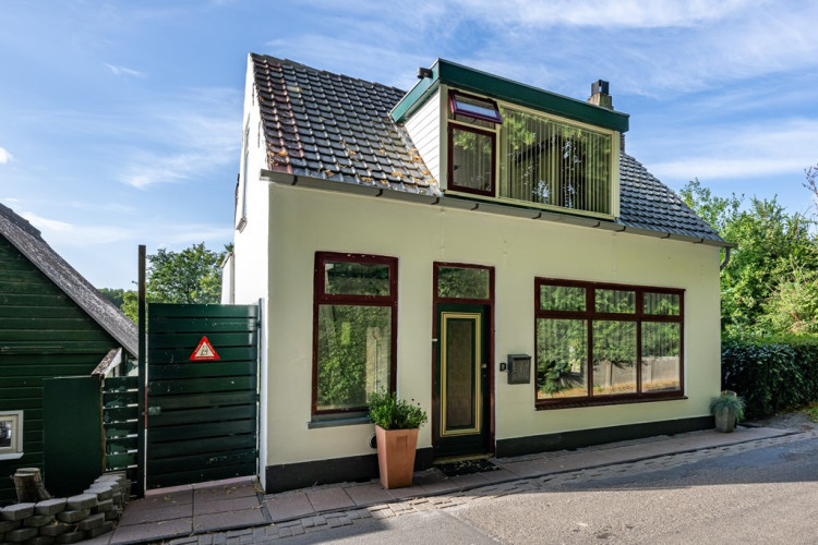 Molendijk 122, Nieuwe-Tonge