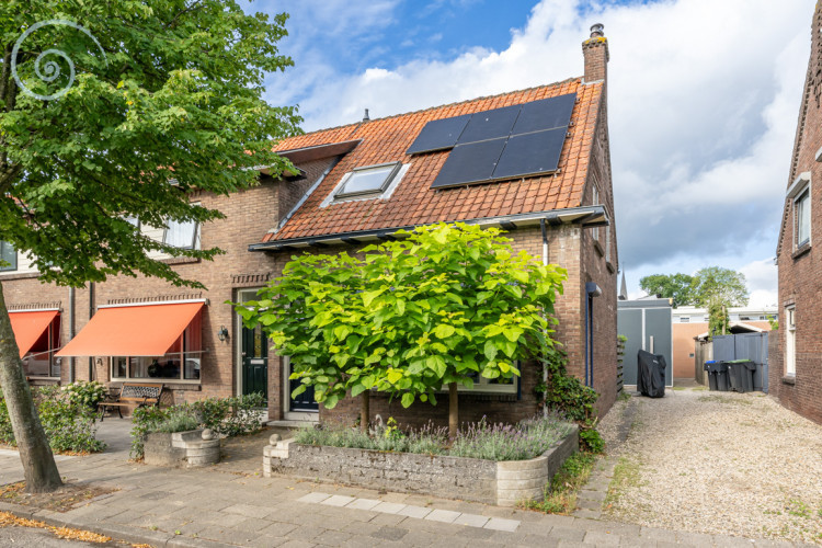 Wilhelminastraat 7, Middelharnis