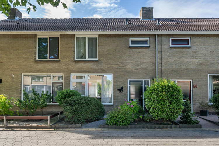 Rubensplein 3, Middelharnis
