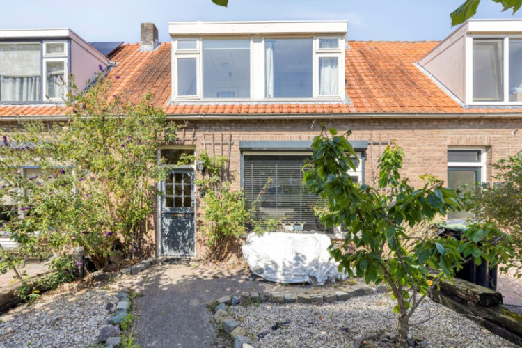 Oost Voorgors 21, Middelharnis