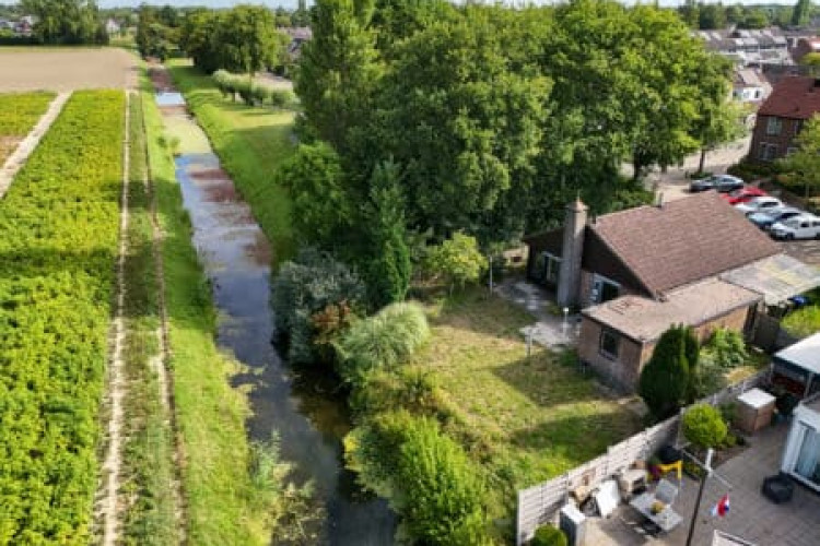 Koolmees 41, Sommelsdijk