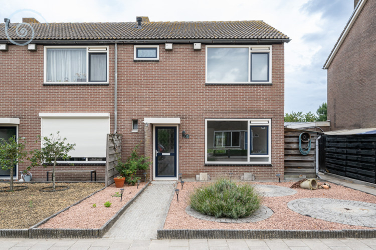 Deltastraat 10, Herkingen