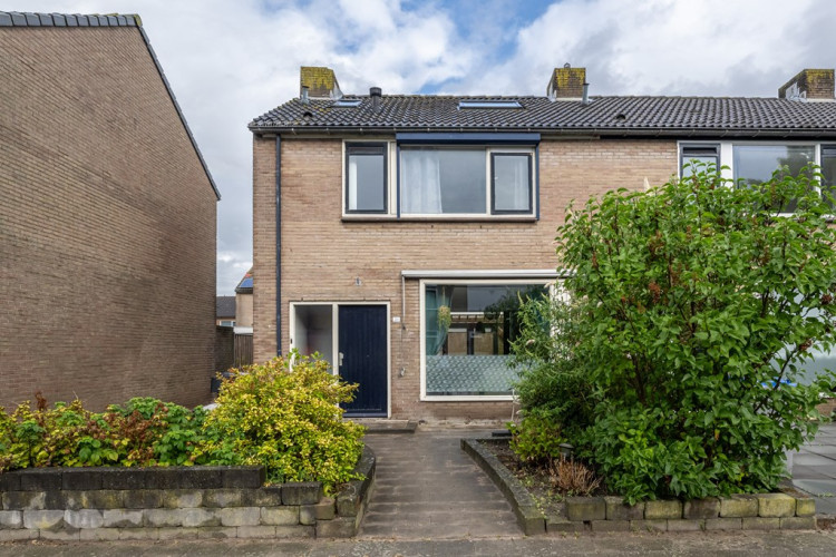Hertog Jan van Beierenlaan 31, Nieuwe-Tonge