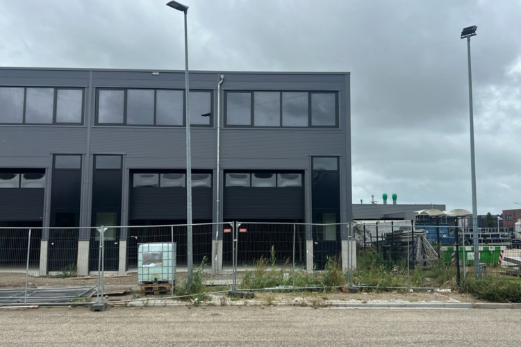 Deltageul 116, Stellendam