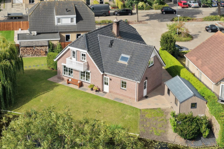 Prins Bernhardlaan 129, Middelharnis