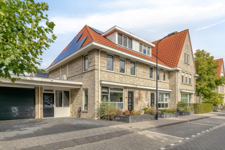 Herman Heijermanssingel 74, Middelharnis