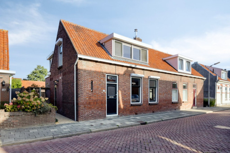 Emmastraat 59, Oude-Tonge