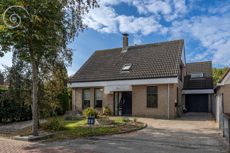 Burgemeester Overdorpstraat 36, Nieuwe-Tonge