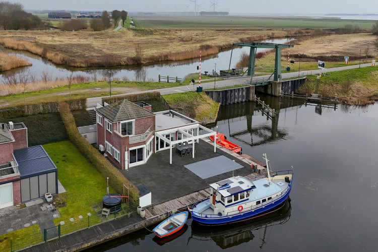 Suisendijk 14 33, Oude-Tonge