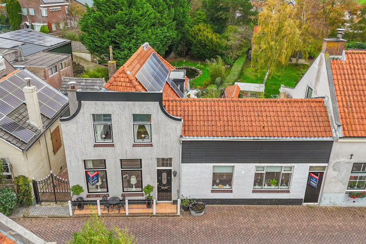 Achterdijk 7, Stad aan 't Haringvliet