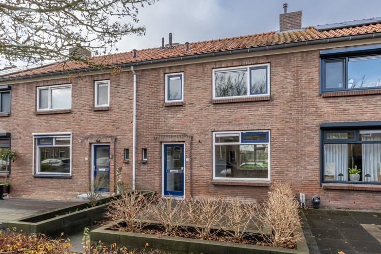 Oranjelaan 35, Dirksland