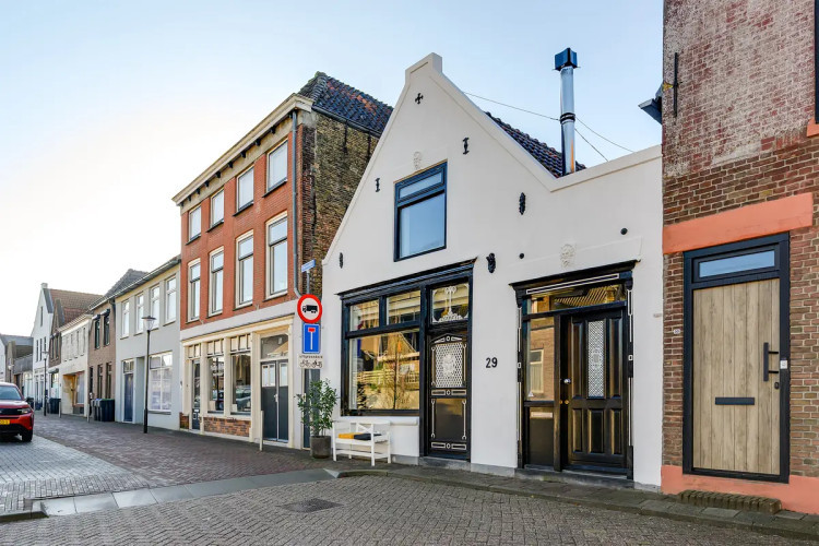 Molendijk 29, Oude-Tonge