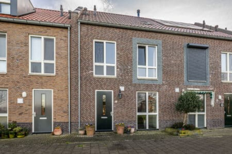 Buitenring 28, Middelharnis