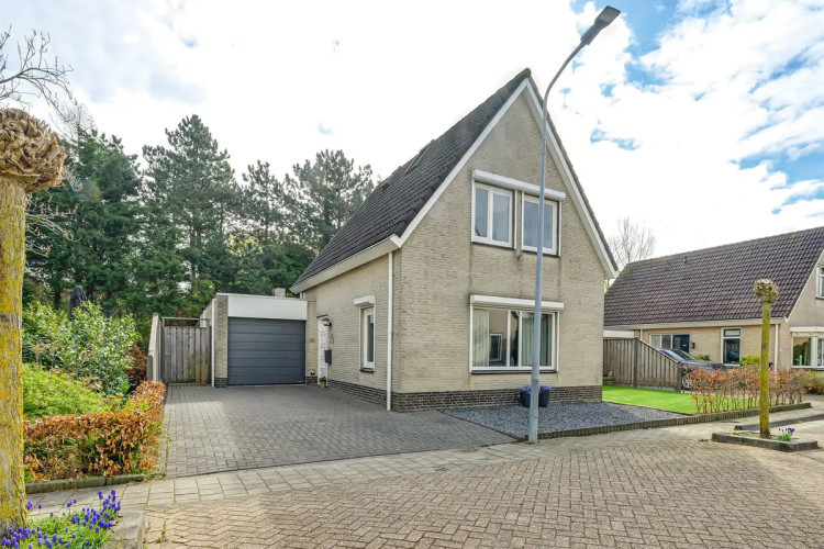 Diepenbrockstraat 10, Dirksland