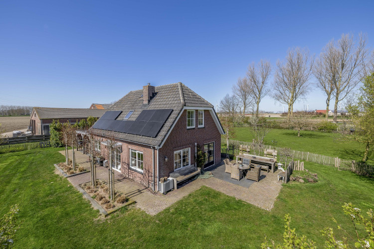 Lieve Vrouwepoldersedijk 2 a, Stad aan 't Haringvliet