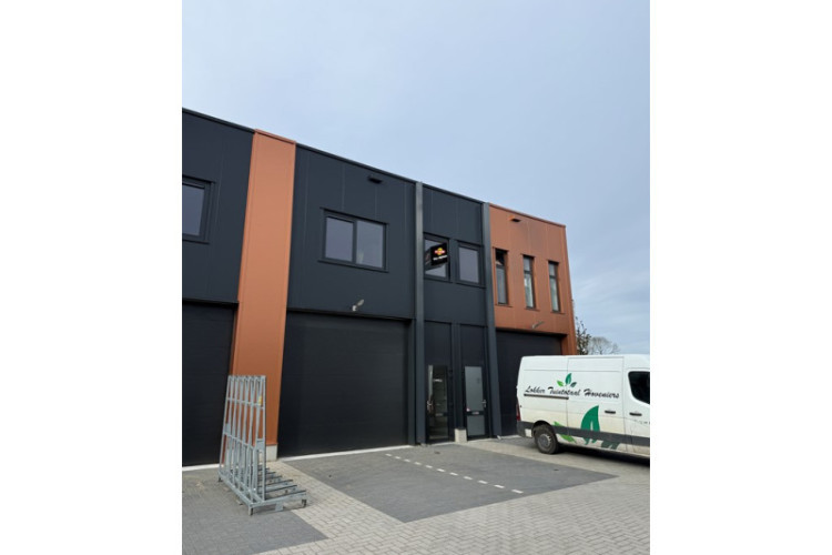 Edison 5, Middelharnis