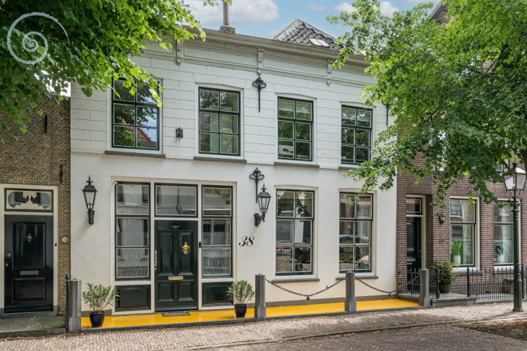 Voorstraat 38, Sommelsdijk