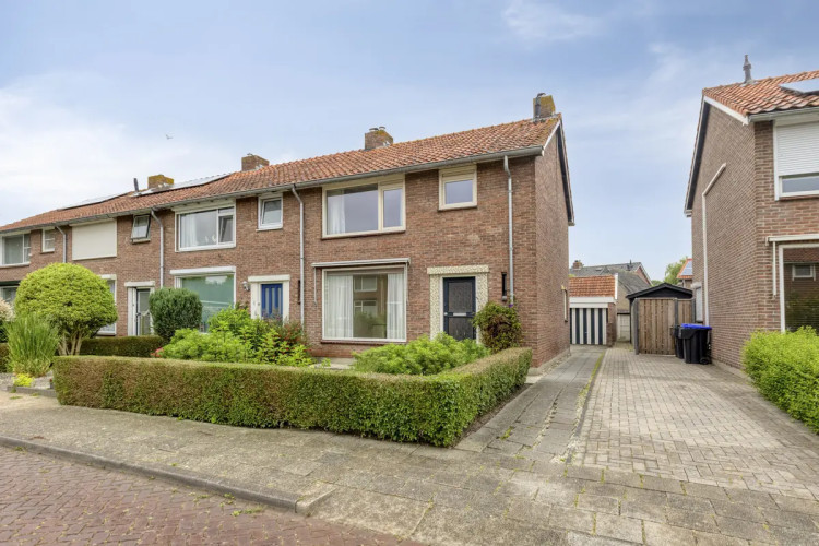 Beatrixstraat 7, Oude-Tonge