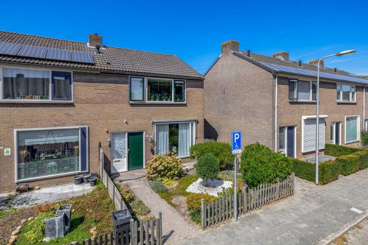 Hertog Jan van Beierenlaan 37, Nieuwe-Tonge
