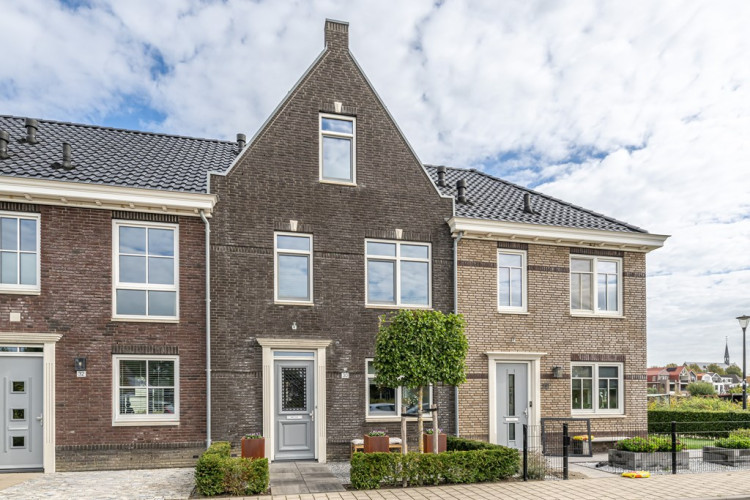 Grondzeilerstraat 30, Oude-Tonge