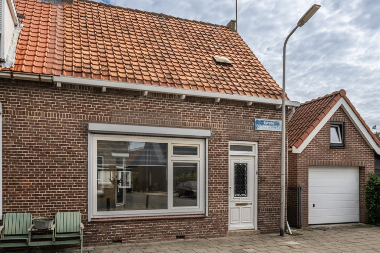 Eerste Dijkdwarsstraat 12, Sommelsdijk