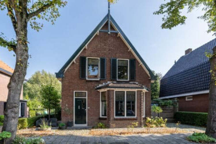 Hobbemastraat 47, Middelharnis