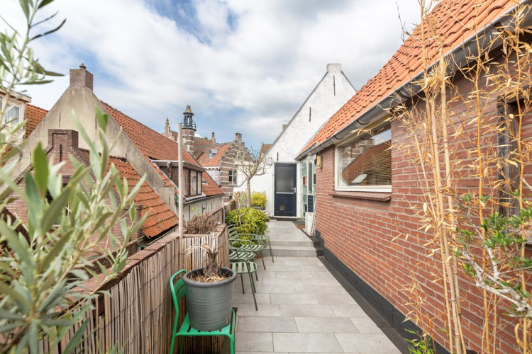 Raadhuisstraat 11, Ouddorp