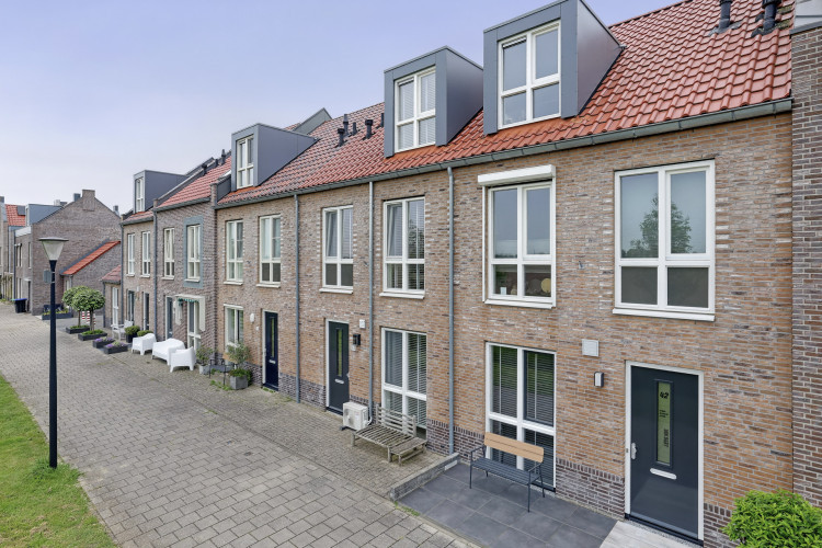 Buitenring 44, Middelharnis