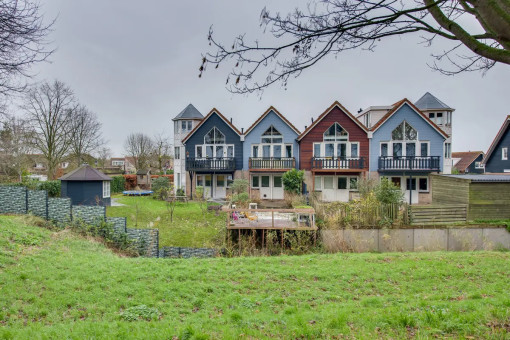 Sluuslaan 3 Middelharnis