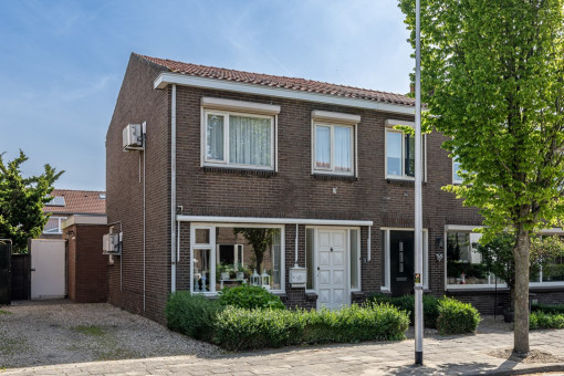 Steneweg 51 Middelharnis