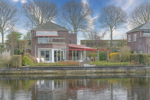 Suisendijk 14 Oude-Tonge