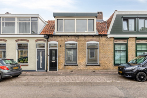 Eendrachtstraat 14 Middelharnis