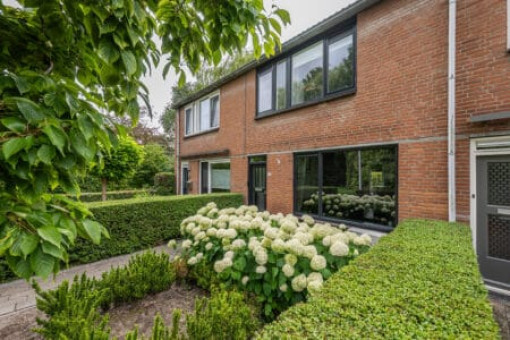 Zwaluwstraat 35  Sommelsdijk