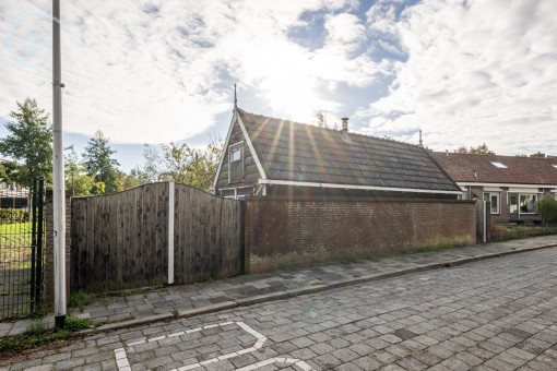 Waterweg naast nr 13 0 Middelharnis